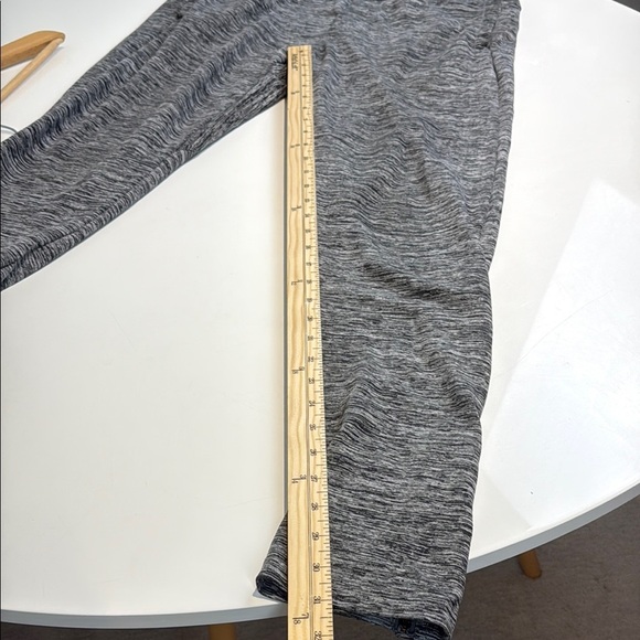 Frank & Oak Gray Men's Knit Joggers with Tapered Leg Heathered Grey Size Large - Picture 9 of 9